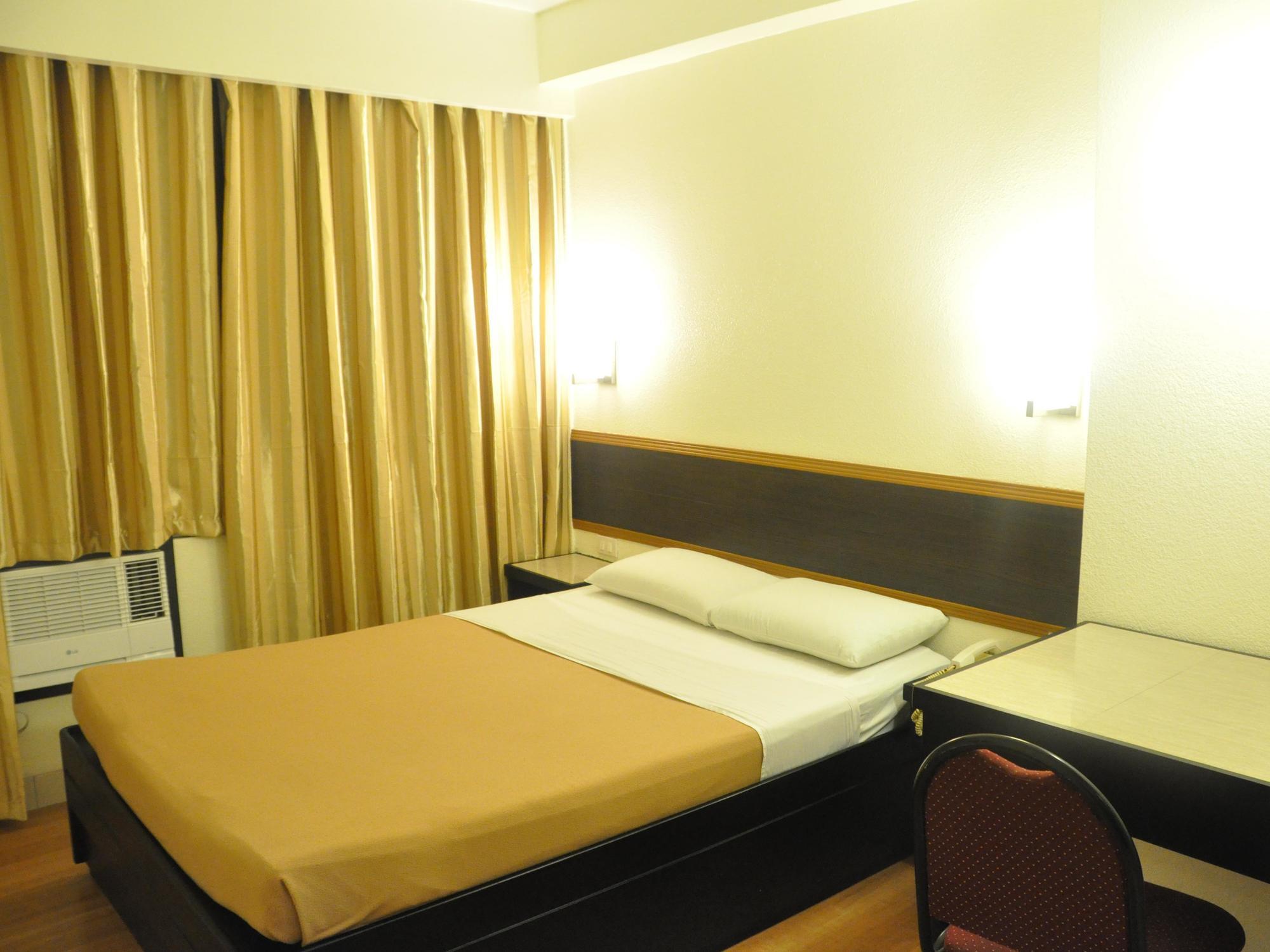 Iloilo Midtown Hotel Exteriér fotografie