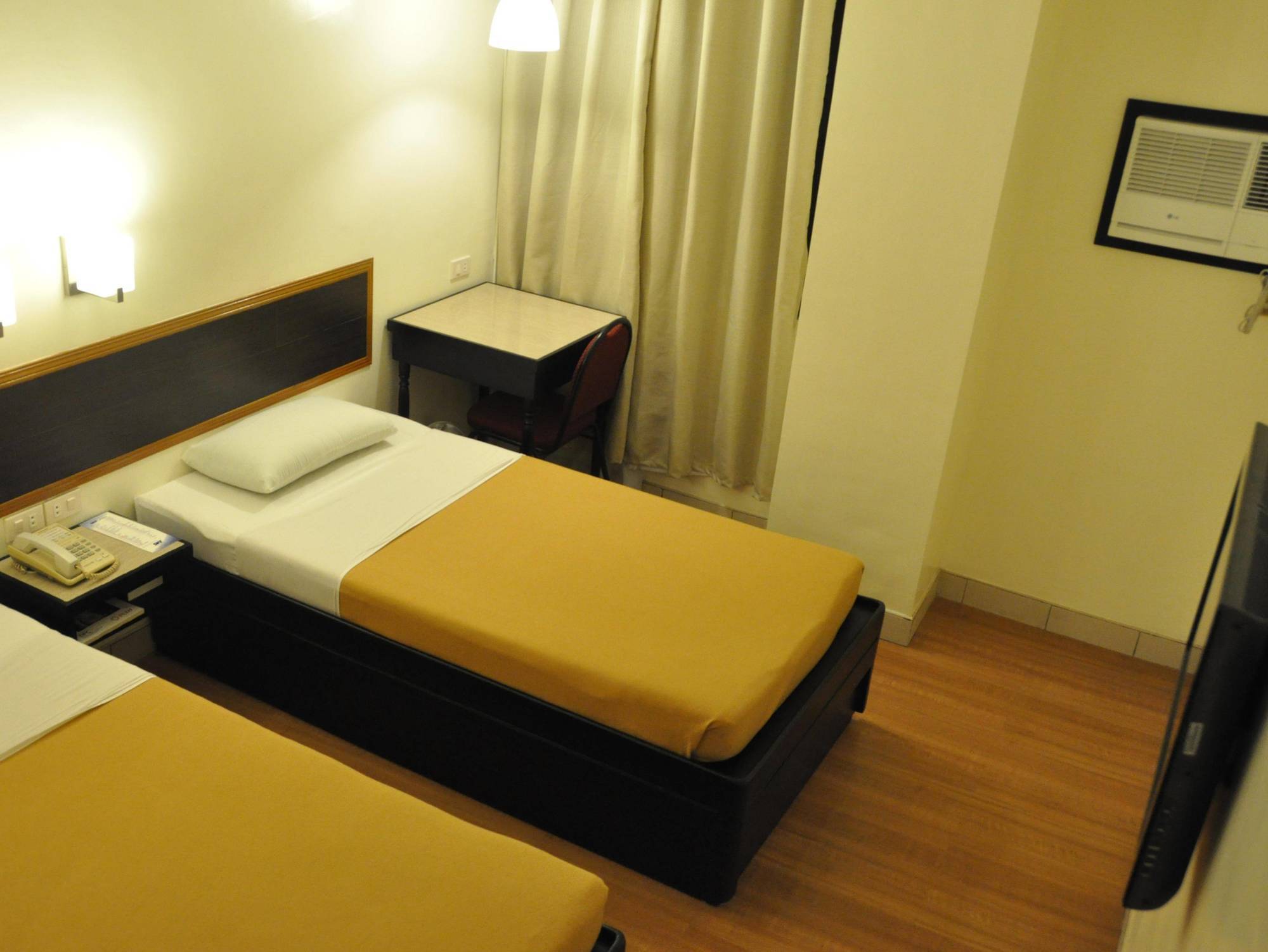 Iloilo Midtown Hotel Exteriér fotografie